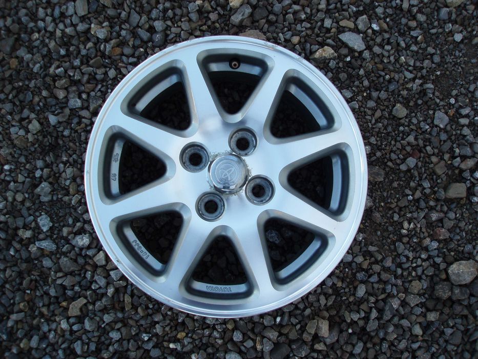 Felgi Aluminiowe  4x100x54  14''  ET 45  Oryginał TOYOTA