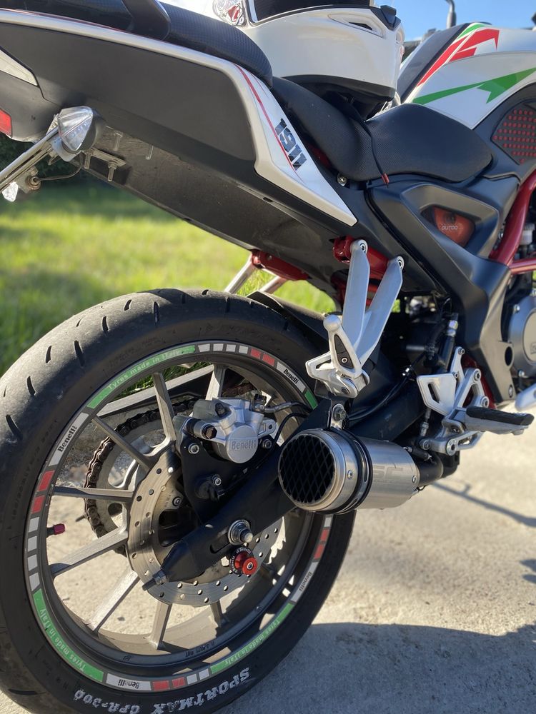 Benelli tnt 250