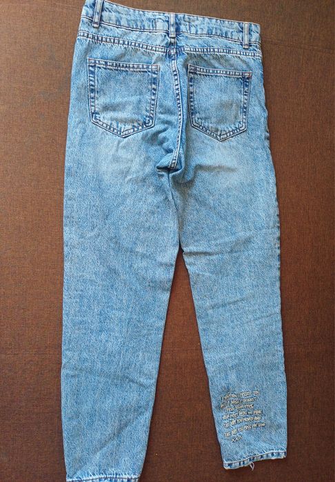 Джинси mom 27 розмір