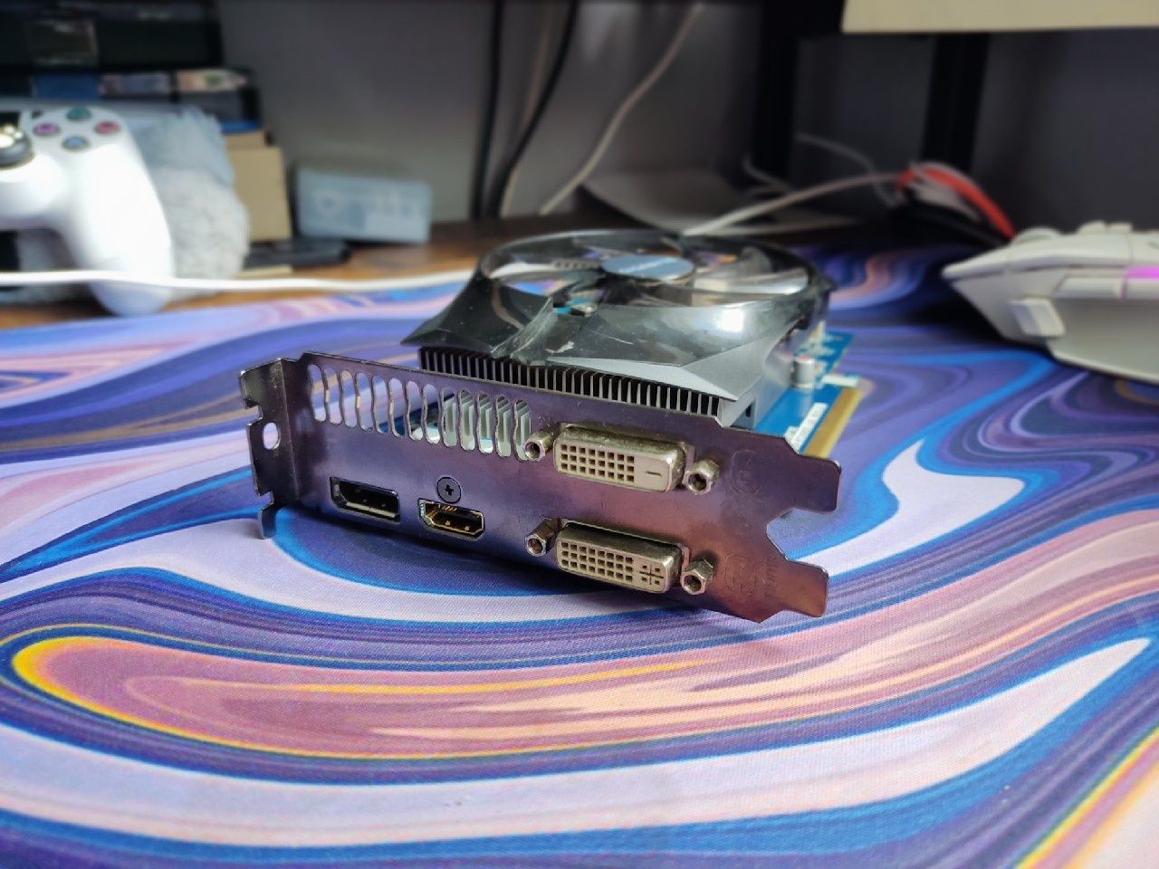 Radeon R7 260X 1GB Gigabyte karta graficzna GPU stan idealny