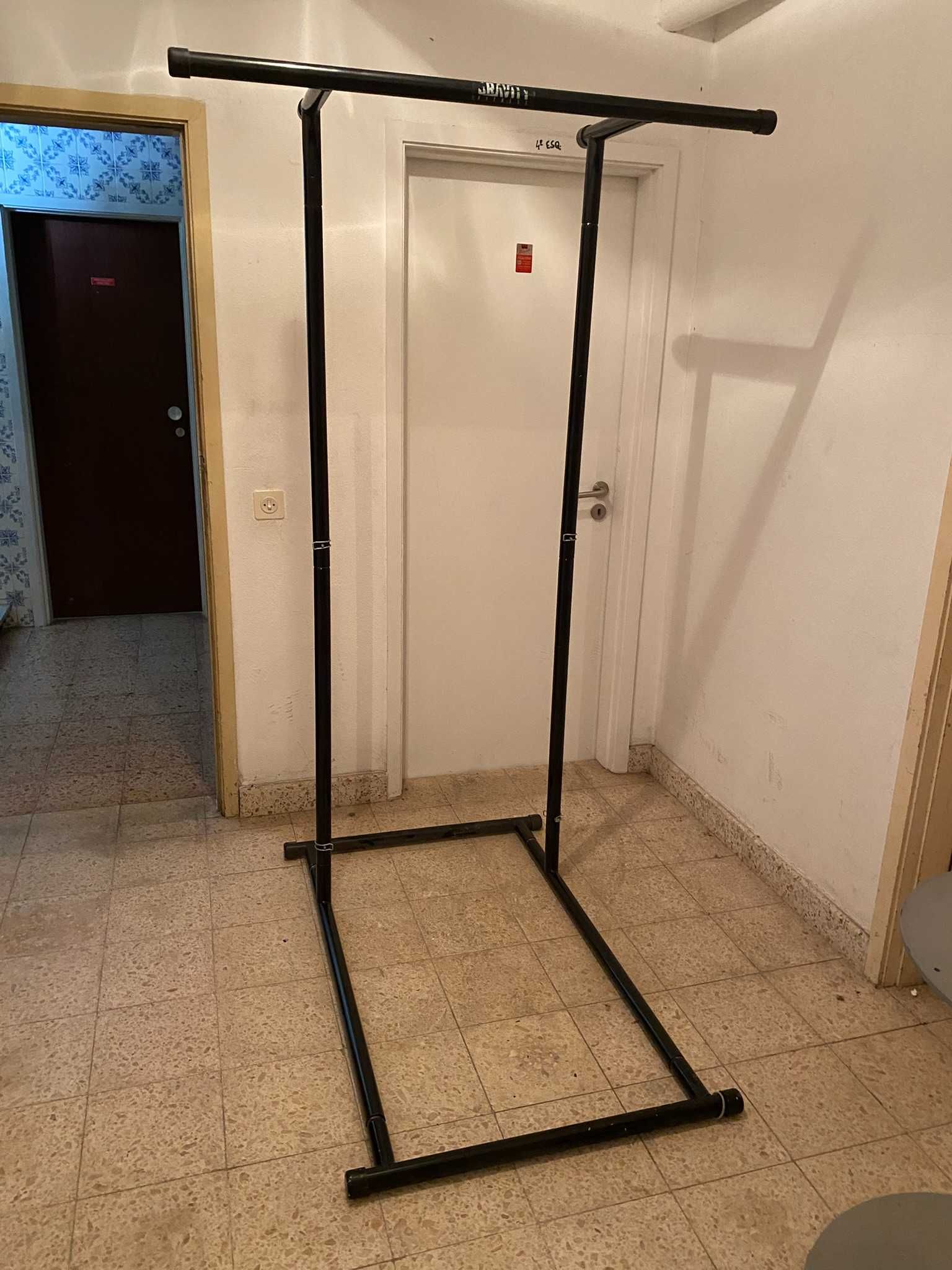 Aparelho de pull ups