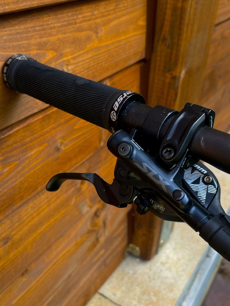 NS Eccentric Evo 27.5 L [ Primal Hornet Meta Roscoe Laufey enduro ht ]