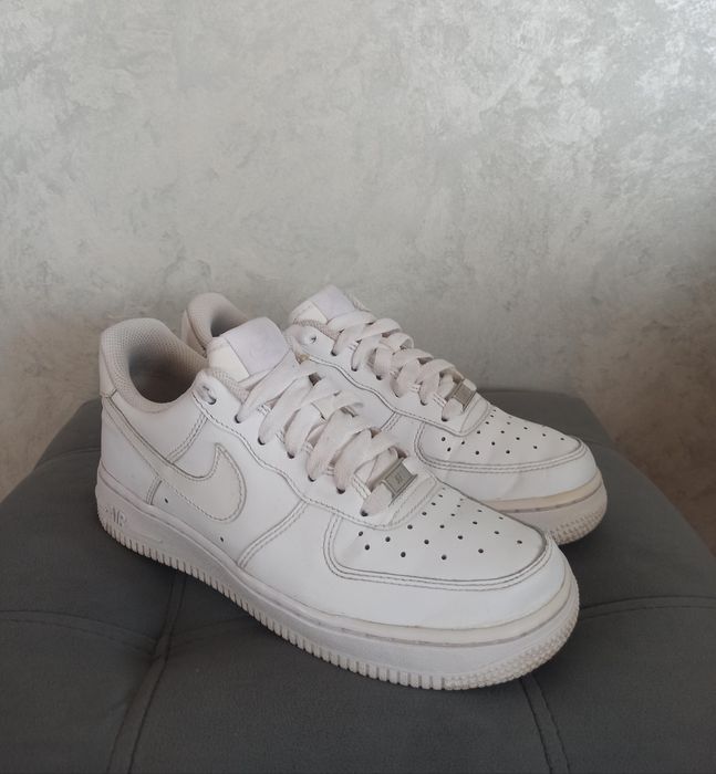 Кросівки Жіночі Nike Force Натуральна шкіра Оригінал Розмір 37-23,5см