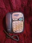 Telefon stacjonarny.