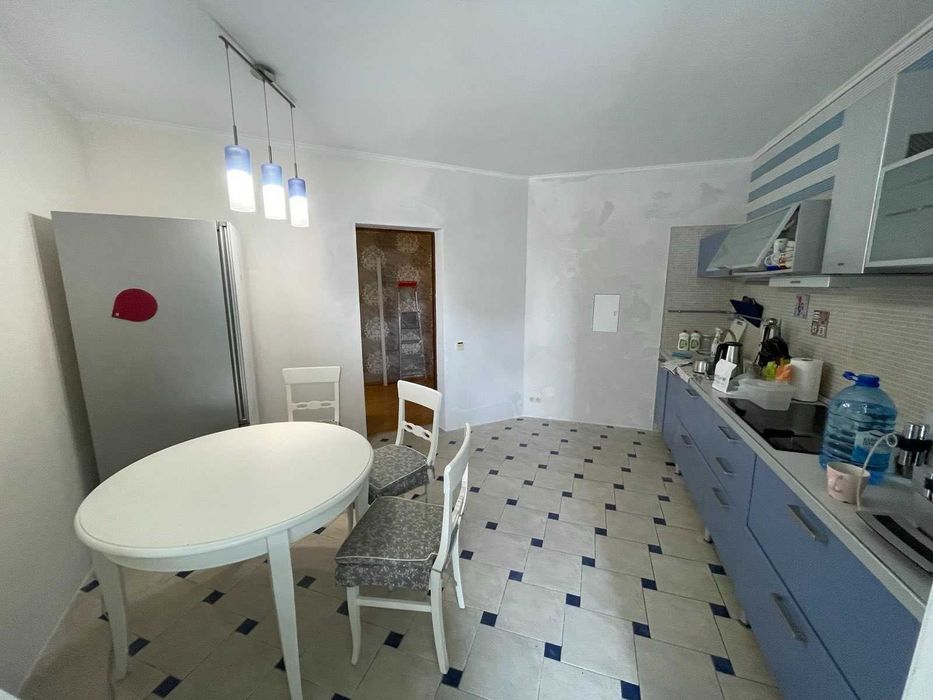 WOW СУПЕРЦІНА !!! Видова 4к 125 м2 на пр-т Бажана Миколи ! Лаундж-зона