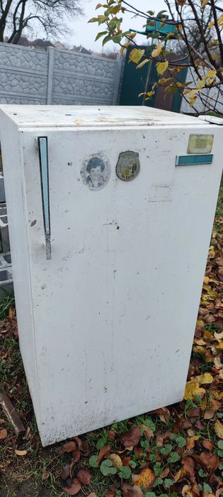 Продам робочий холодильник