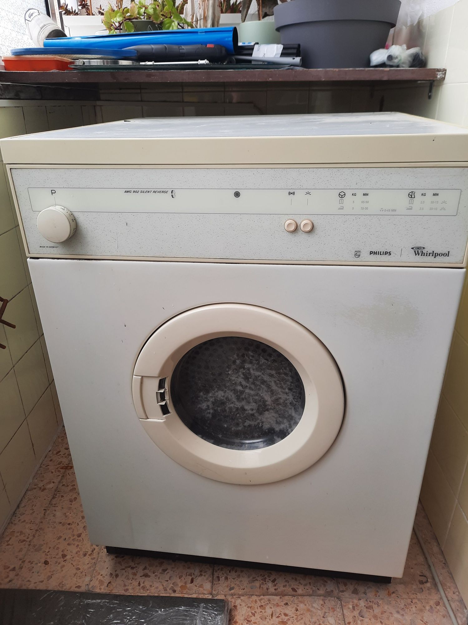 Máquina secar Philips wirpool
