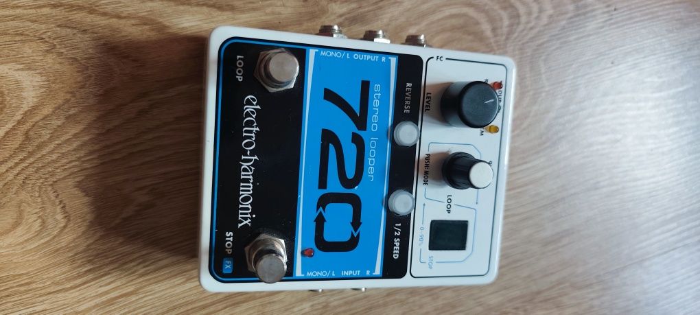 Electro-Harmonix 720 Stereo Looper efekt gitarowy
