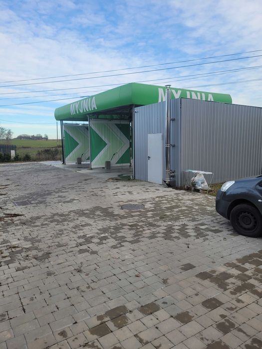 Sprzedam Myjnie samochodową na trzy stanowiska w Obrowie (kuj.pom.)