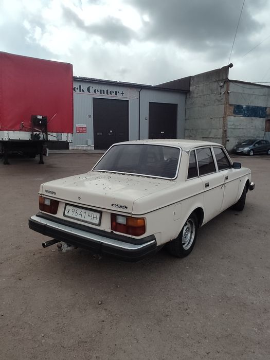Volvo 244 2.1 бензин газ