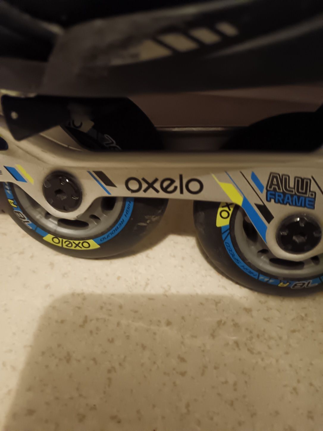 Patins em linha usados