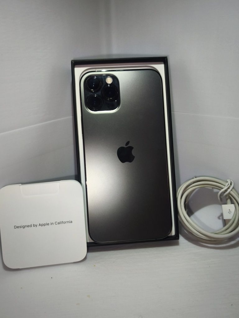 iPhone 12 pro  stan idealny