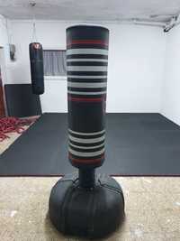 Saco kickboxing/ Kickboxing machine