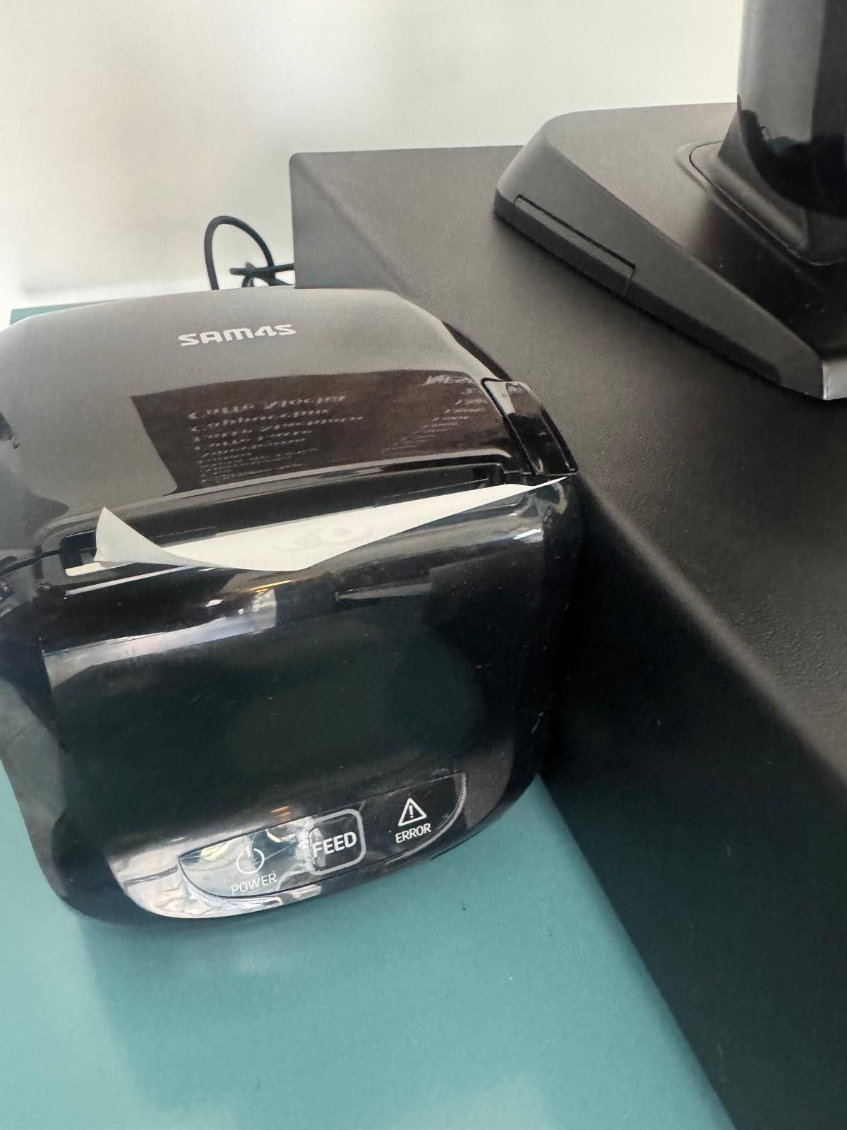 Terminal POS com caixa e impressora
