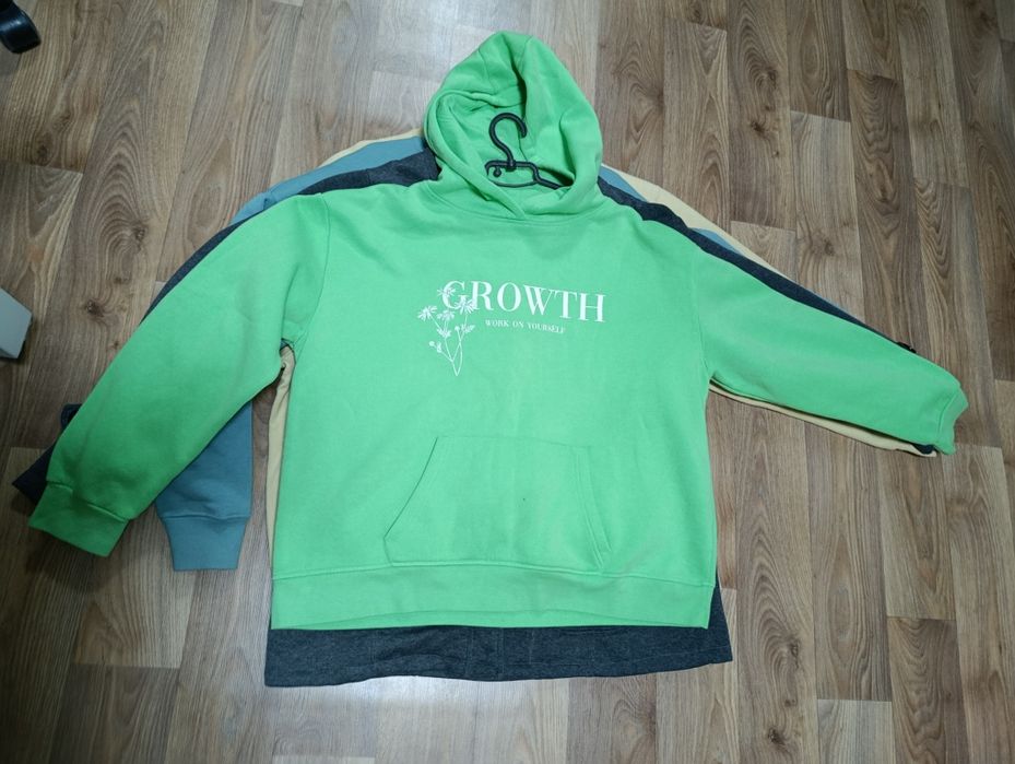 Теплі жіночі кофти великих розмірів