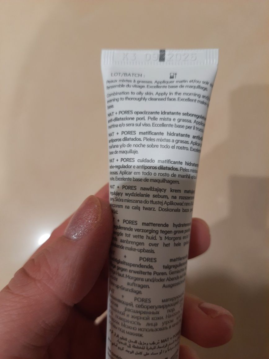 Krem SVR SEBIACLEAR mat + pores Krem matujący, 40ml