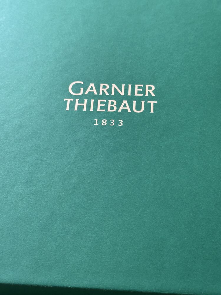 Серветки Garnier Thiebaut для Van Cleff&Arpels