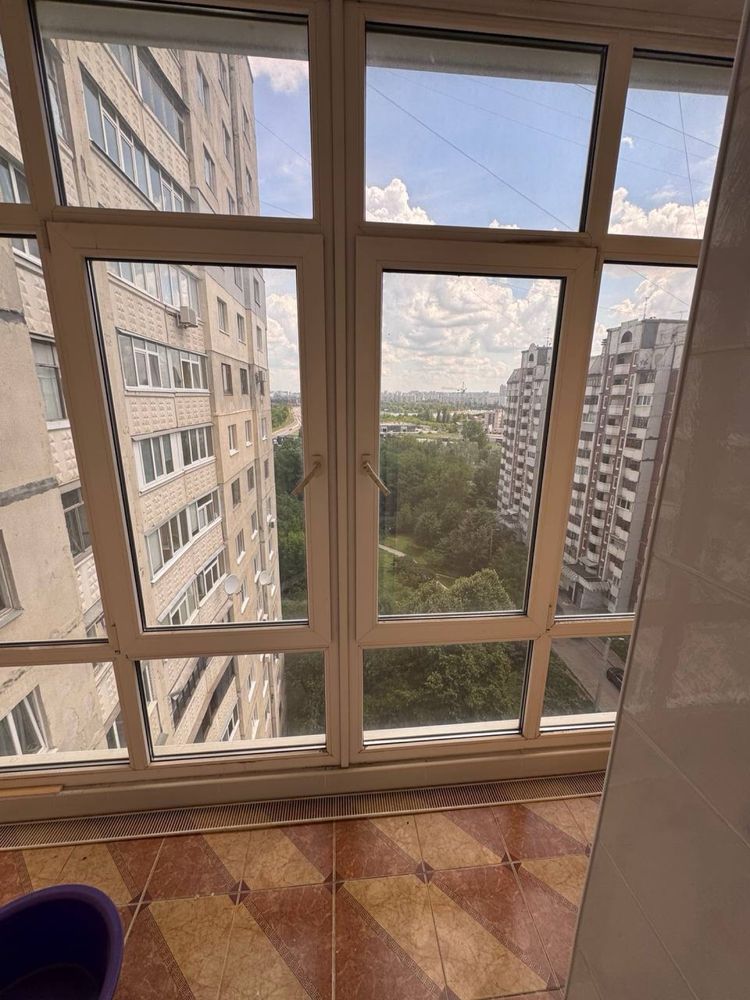 Продам 2х к квартиру, улица Саперна ,30 с хорошим ремонтом( код 88048