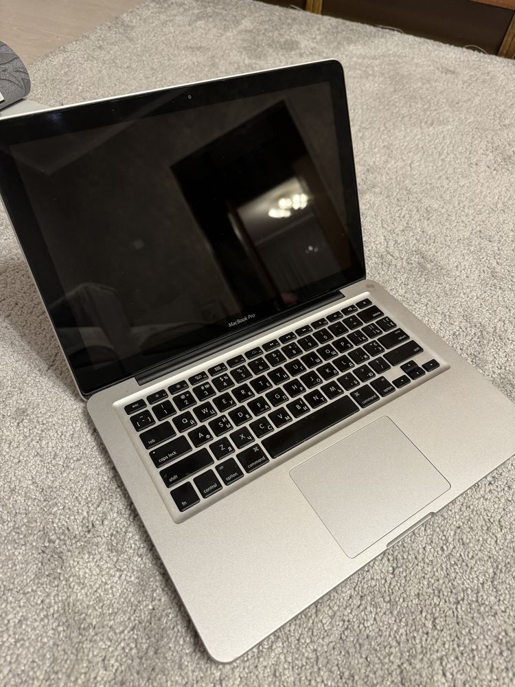 MacBook Pro (13-inch, Late 2011) • 17• 750 Gb • Ідеальний стан