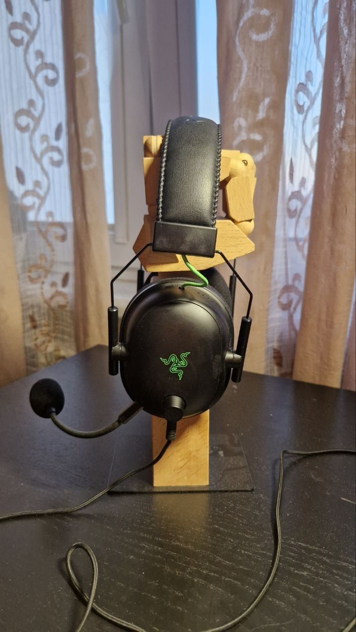 Наушники Razer Blacksharkv2