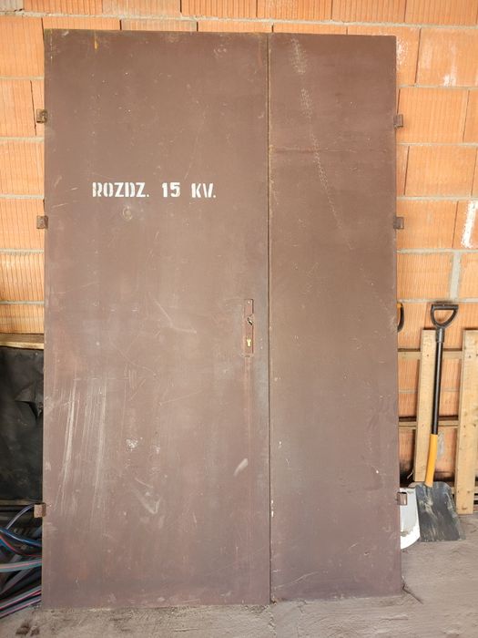 Sprzedam solidne drzwi