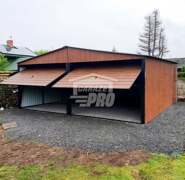 Garaż blaszany 6x7 2x Brama drewnopodobny dwuspadowy  GP150