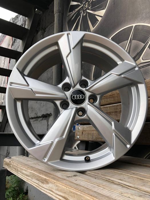 777 Оригинальные диски R18 5/112 Audi A6 A4 A3 Q5 Q3 VW Skoda