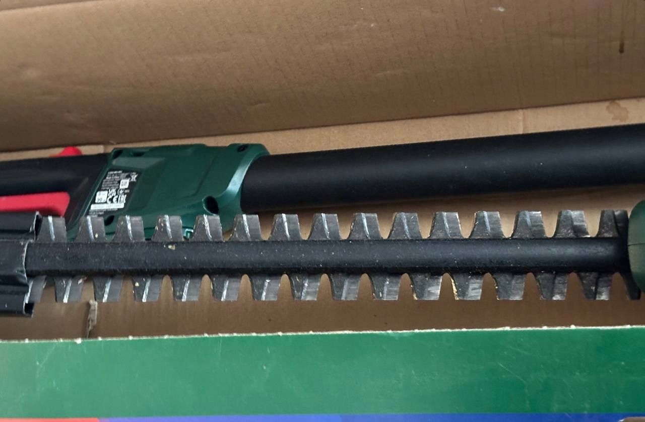 Nożyce elektryczne akumulatorowe Bosch 43 cm 18 V