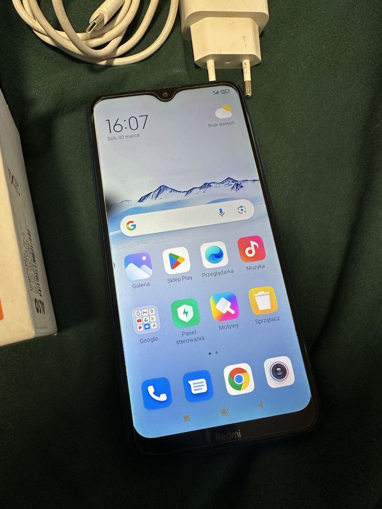 Telefon Xiaomi Redmi 8 4 GB ram 64 GB rom