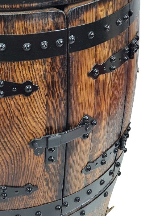 Barek, szafka z dębowej beczki po whisky półbarek