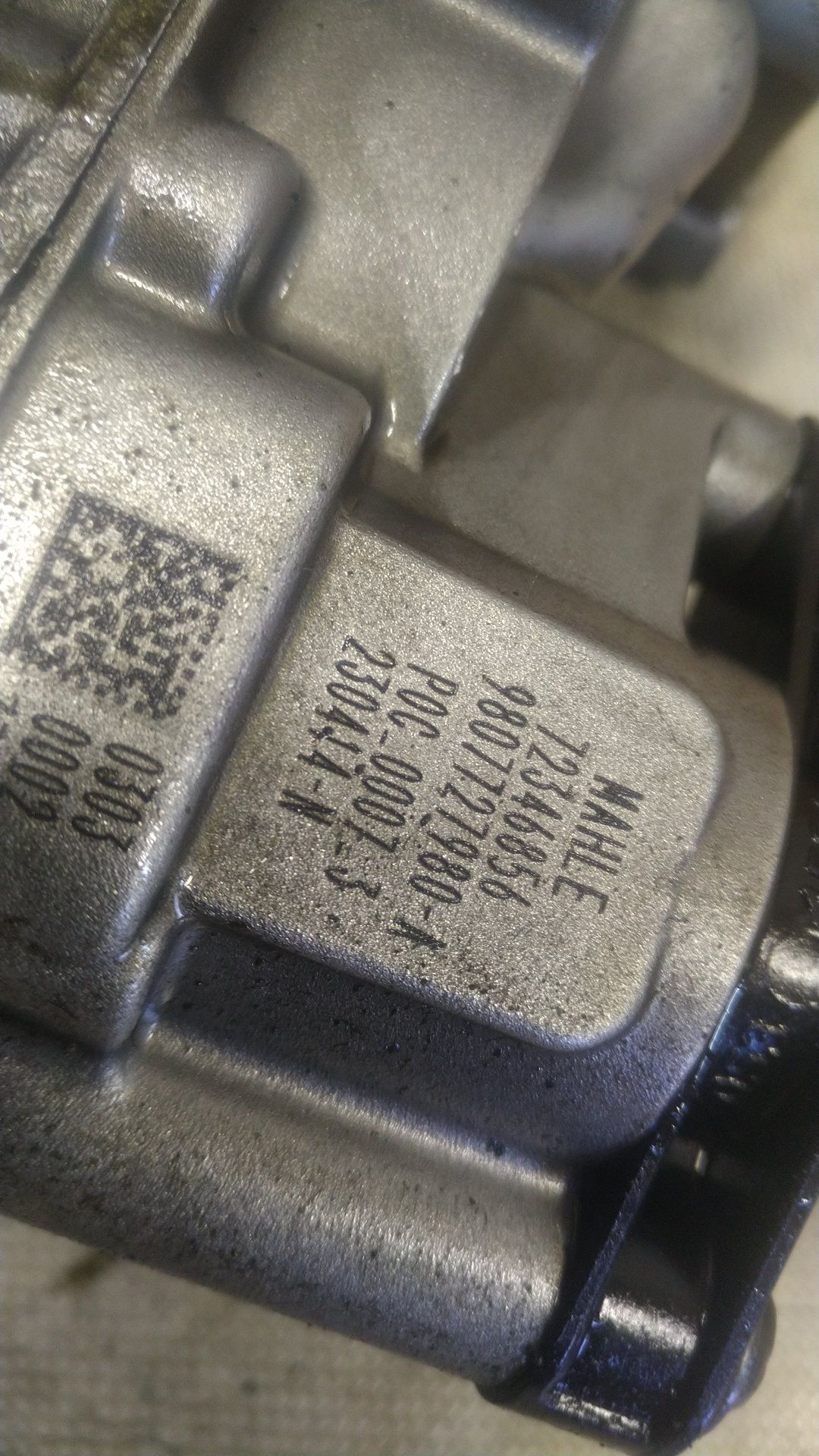 ) S-Max Mk2 Citroen Peugeot pompa oleju 2.0 TDCi HDI