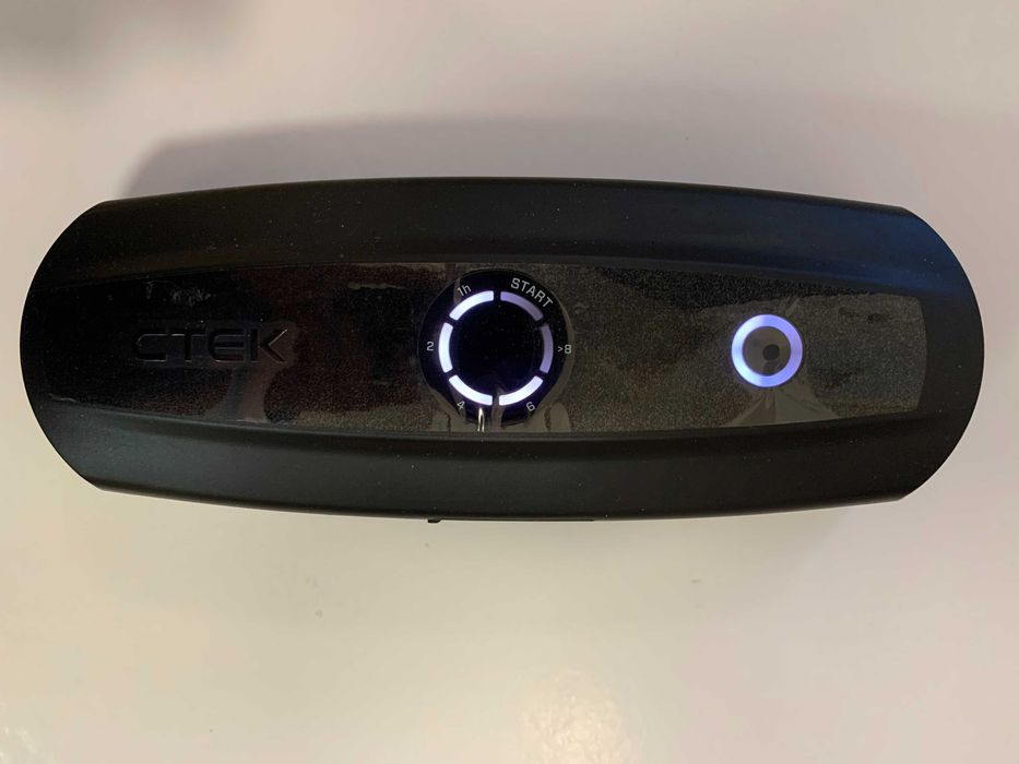 Ctek CS FREE бустер пуско-зарядний павербанк NOCO BOOST GBX45