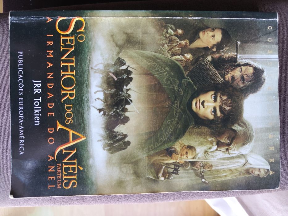Livro o senhor dos anéis a irmandade do anel