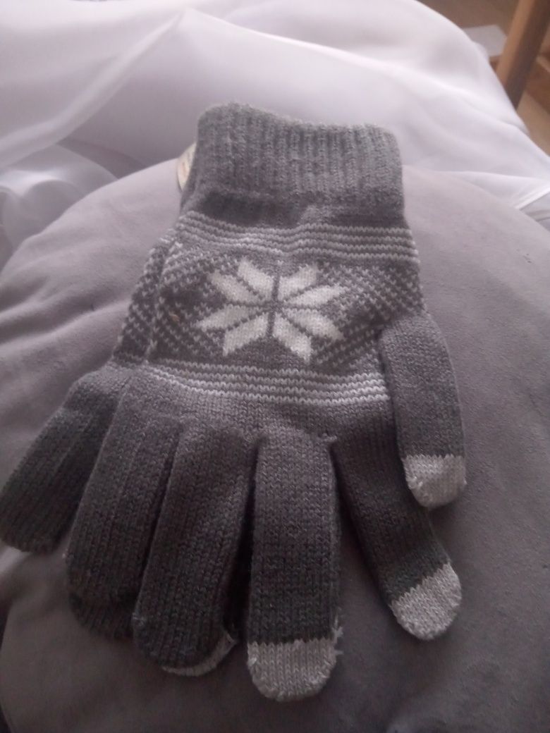 Do sprzedania nowe rękawiczki