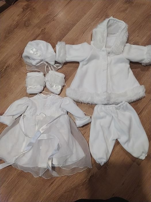 Ubranie do chrztu Świętego dla dziewczynki 68