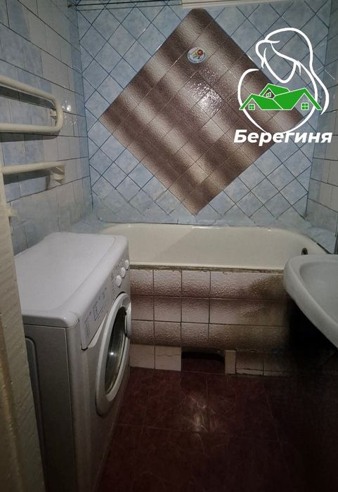 Продається 4 кімнатна квартира в смт Володарка, Білоцерківського р-ну,