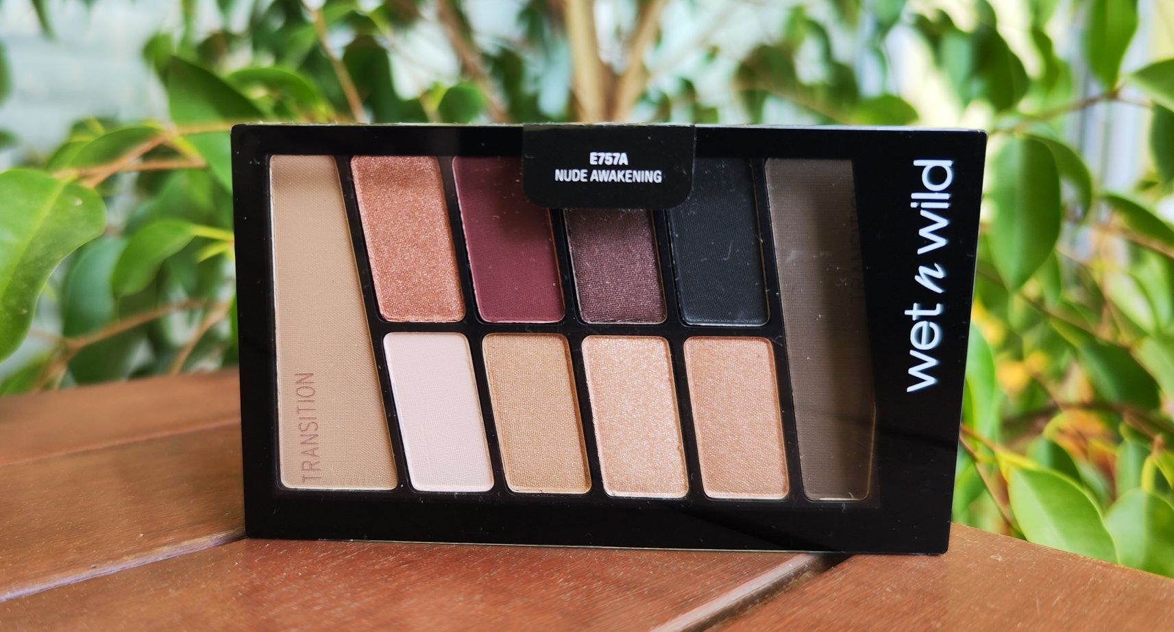 Sombra de olhos 10-Pan Palette de Wet n Wild