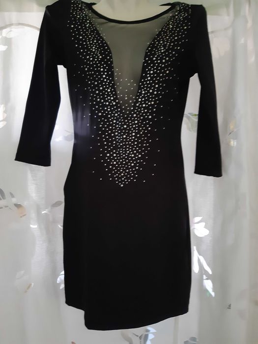 Маленькое черное стрейчевое  платье