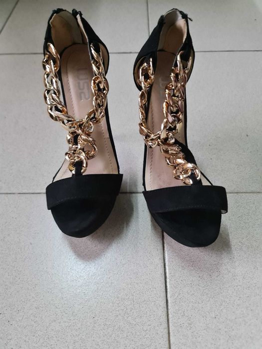 Sapato para Senhora Preto/Dourado - Tamanho 37