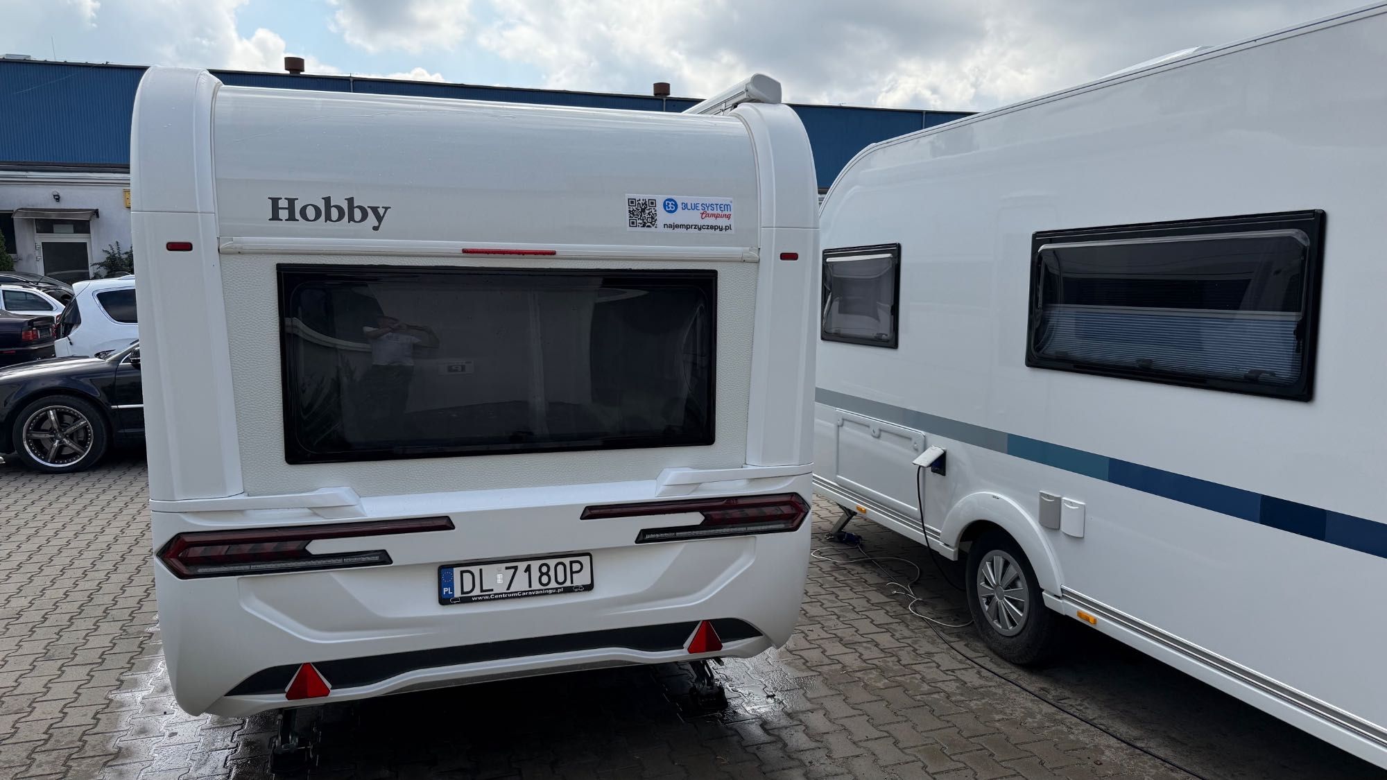 Na wynajem NOWE przyczepy kempingowe Hobby 460UFe i Adria Altea 472PK