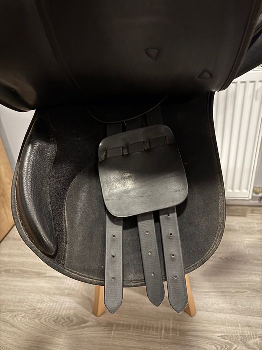 Syntetyczne wszechstronne siodło HORZE 17,5