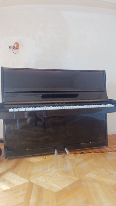 Продам фортепіано