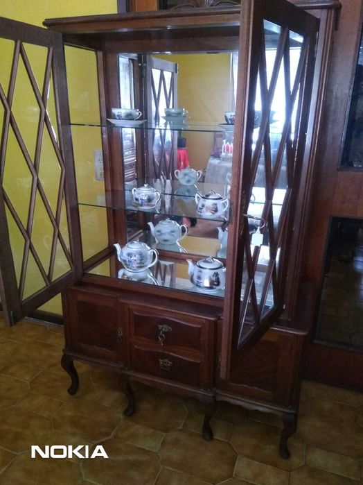 Cristaleira Antiga