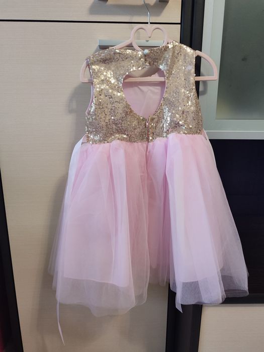 Плаття для дівчаток