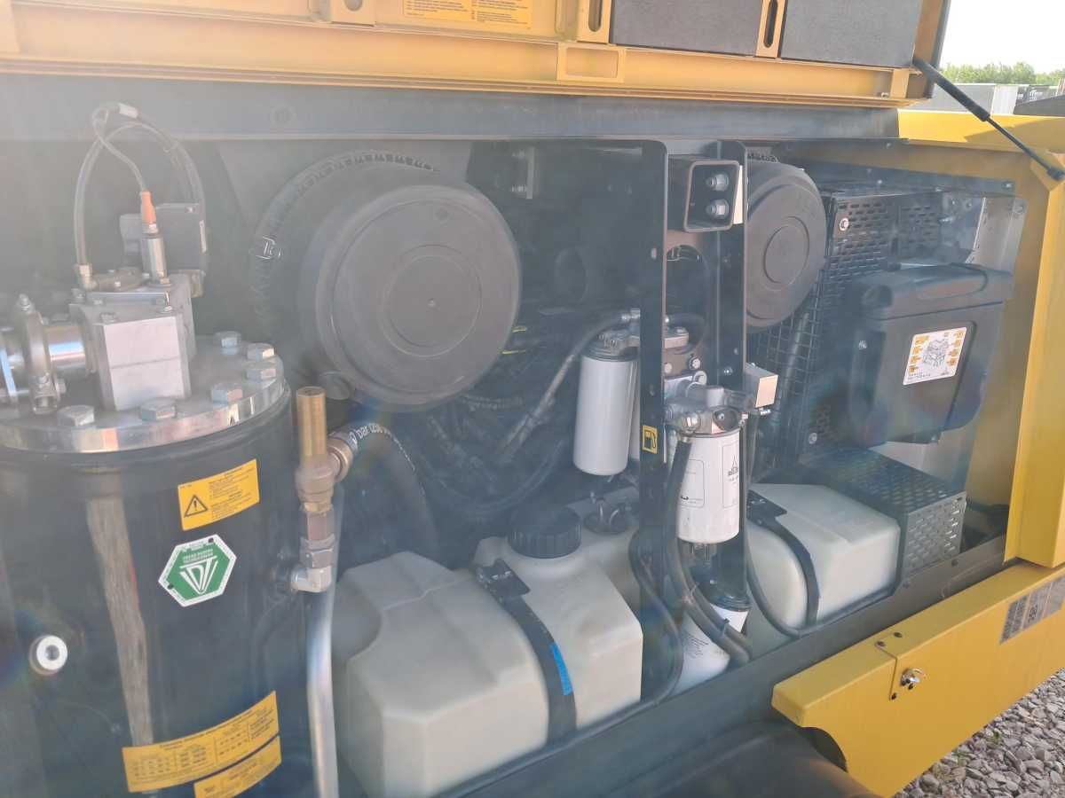 Kompresor spalinowy KAESER MOBILAIR M125  mobilny - poleasingowy