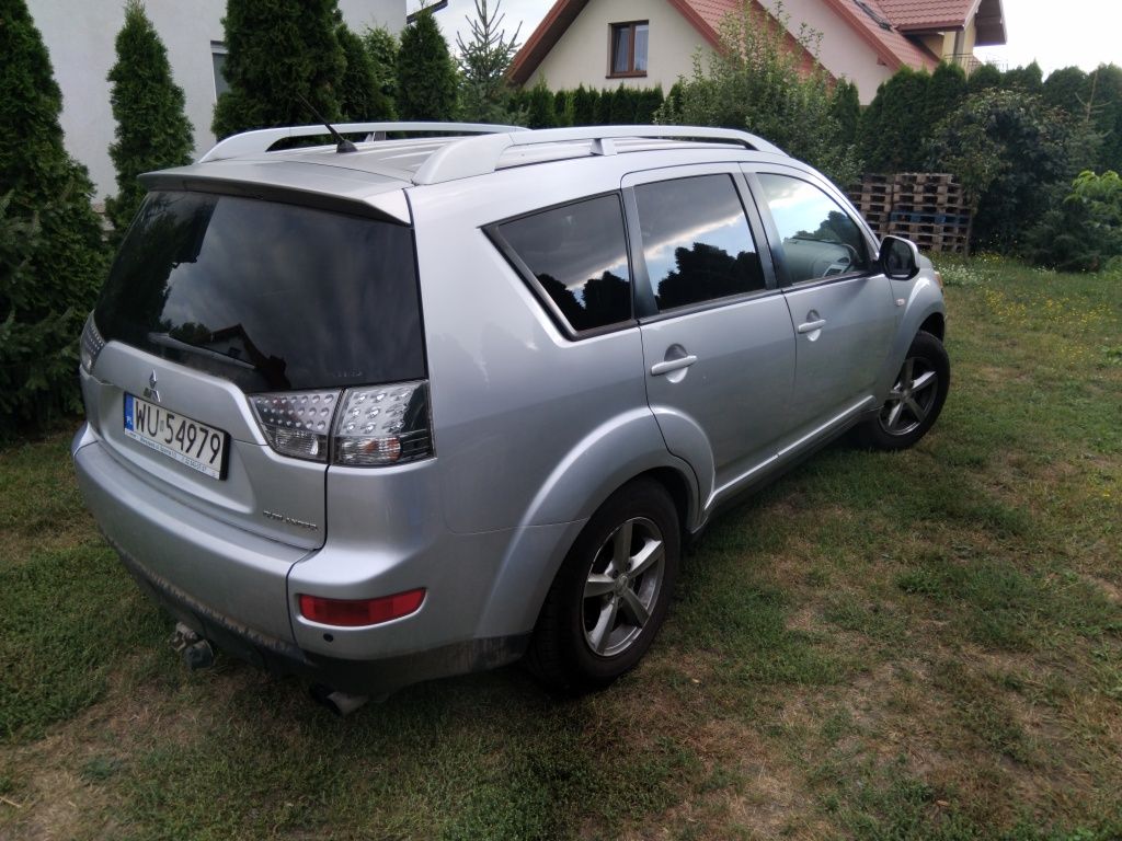 Outlander 2.0 did 4x4 7osob nagłośnienie bose prywatnie