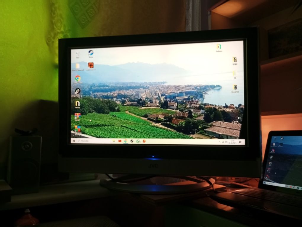 Telewizor JVC 32" LCD DynaPix