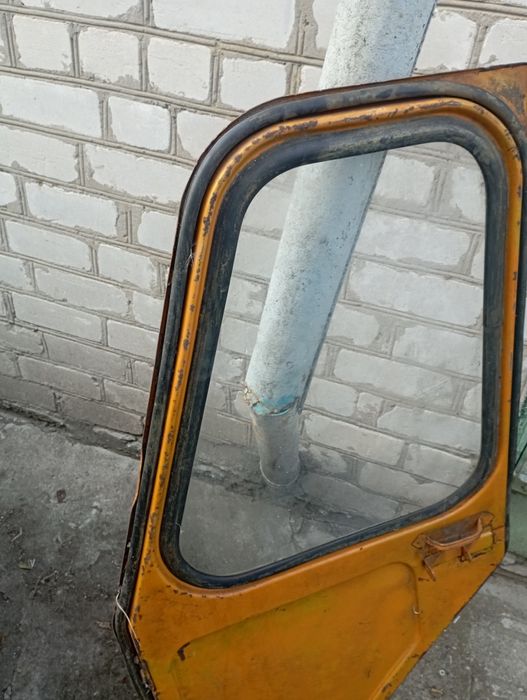 Двері на малу кабіну ЮМЗ