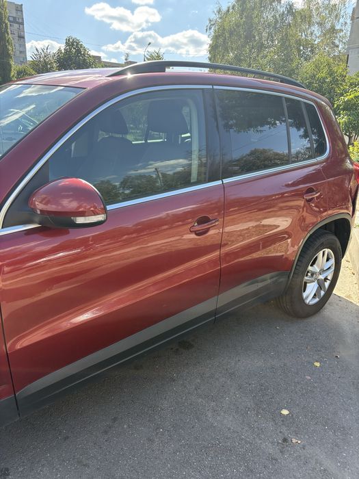 Продам Volkswagen Tiguan 2010