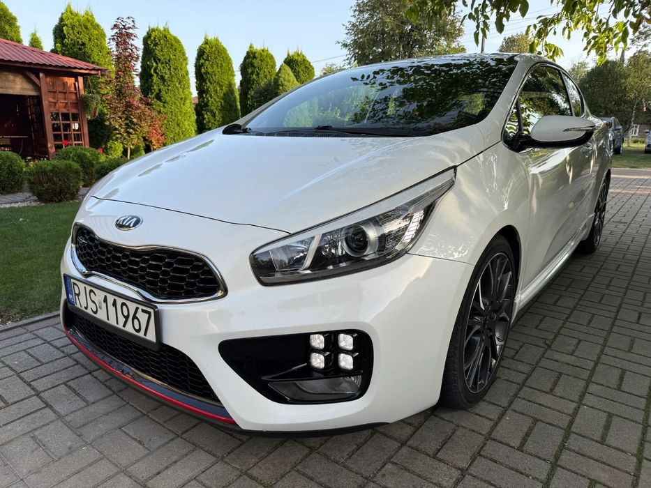 Kia Ceed Pro_Ceed GT